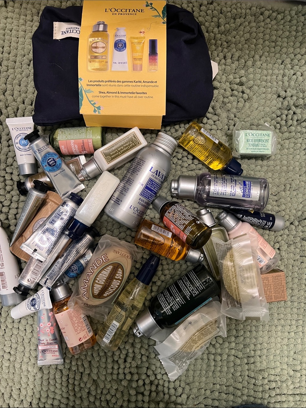 L'OCCITANE Assorted Mini Bath & Body Set in Blue, Yellow, Green, Pink, White
